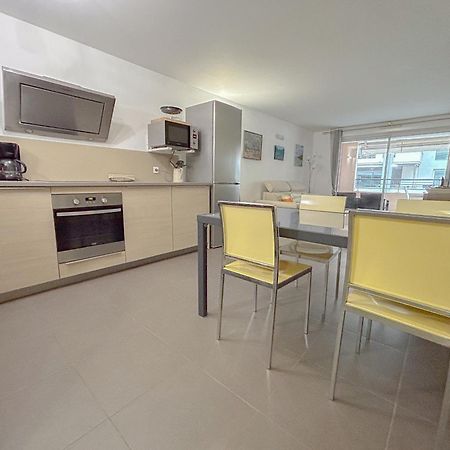 Appartement Centrale A 100 M Des Plages Rue De Provence Saint-Raphael  Luaran gambar